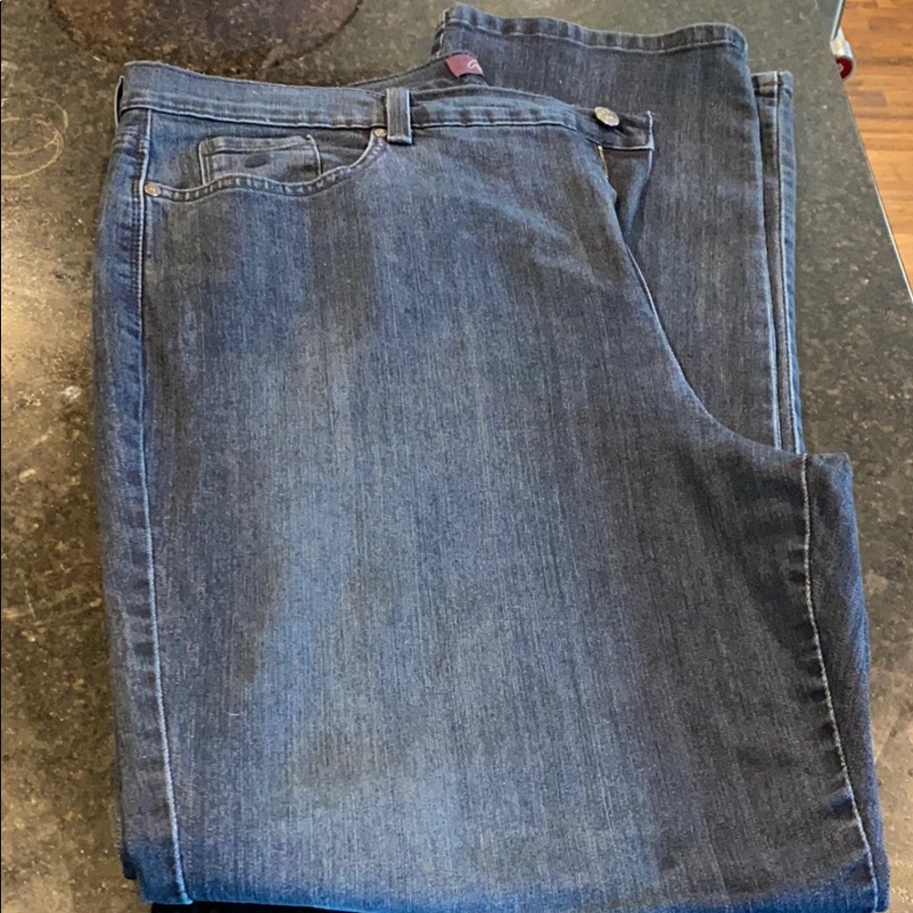 NWOT Gloria Vanderbilt “Amanda” Jeans 👖